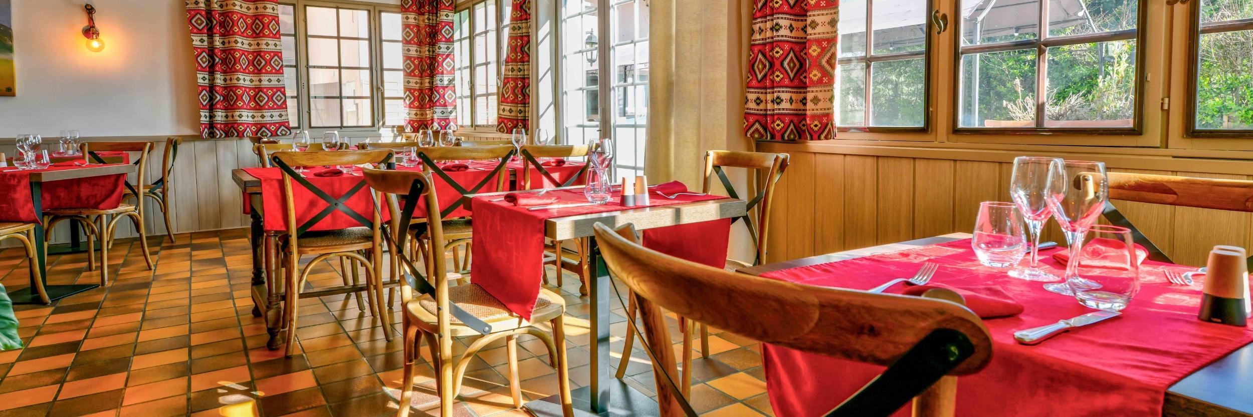 Logis Hostellerie Du Neez Gan 외부 사진