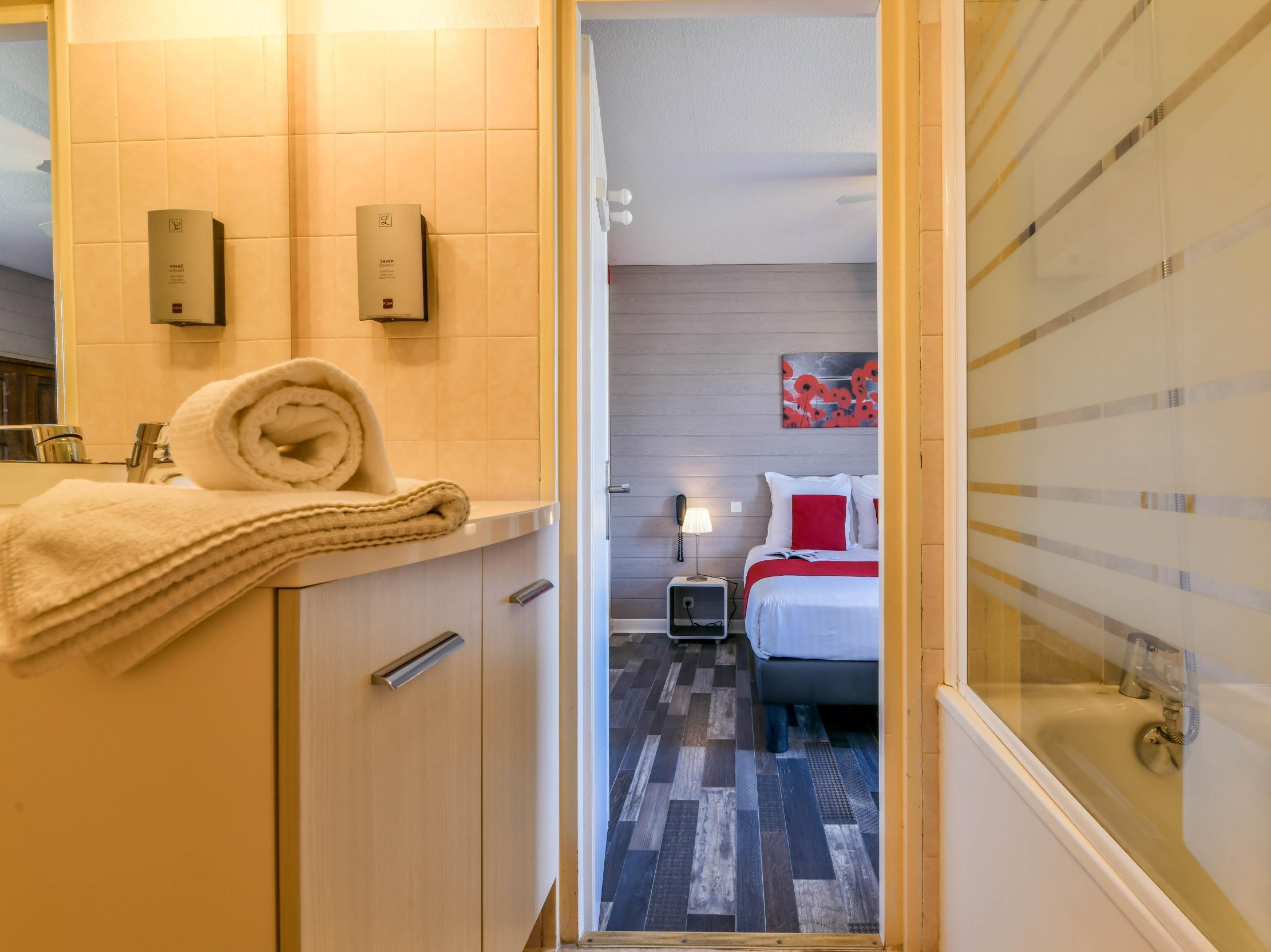 Logis Hostellerie Du Neez Gan 외부 사진