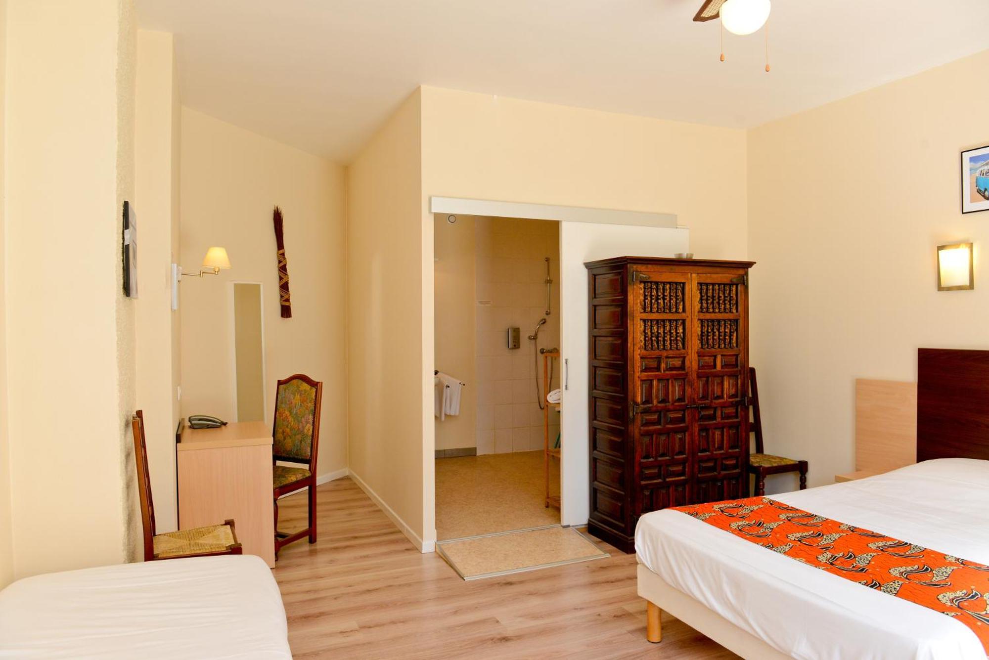 Logis Hostellerie Du Neez Gan 외부 사진
