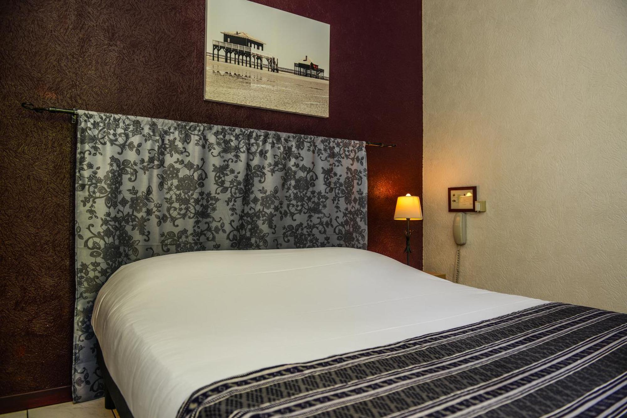 Logis Hostellerie Du Neez Gan 외부 사진