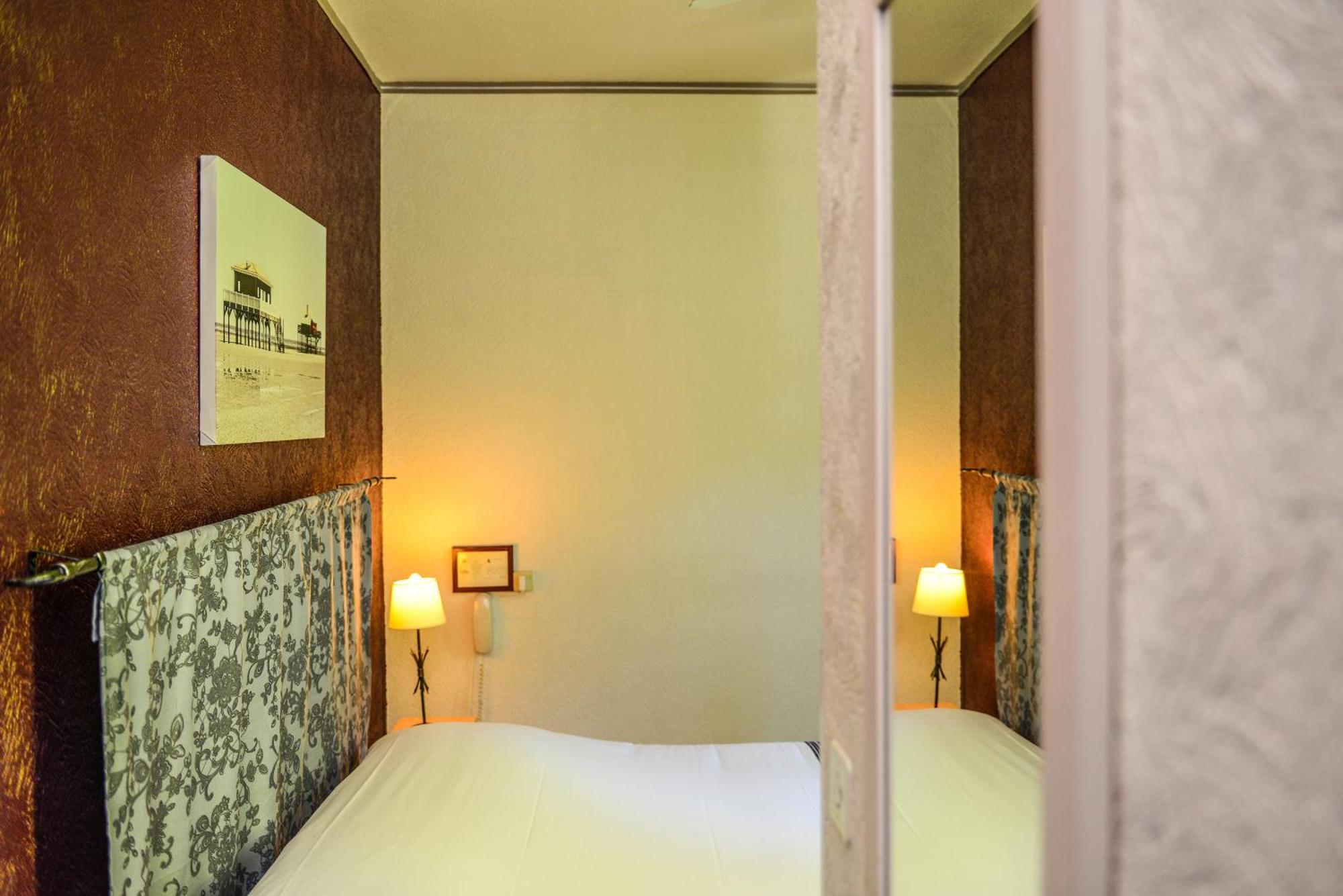 Logis Hostellerie Du Neez Gan 객실 사진