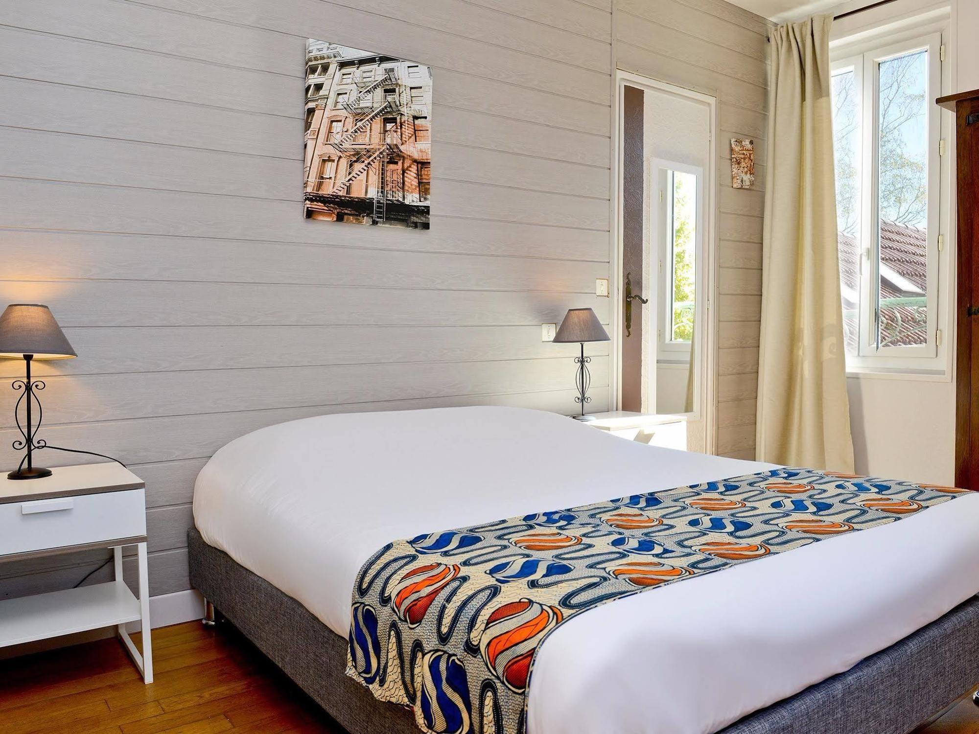 Logis Hostellerie Du Neez Gan 외부 사진
