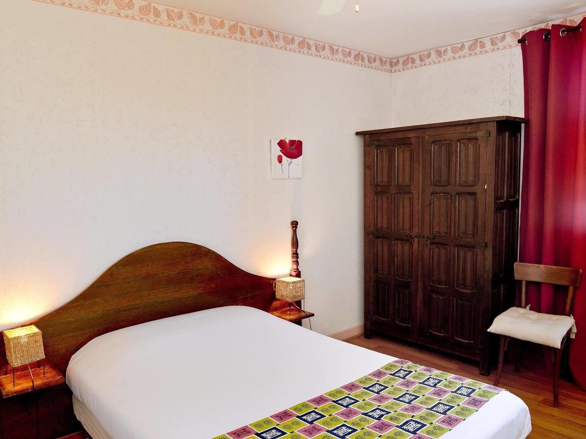 Logis Hostellerie Du Neez Gan 외부 사진